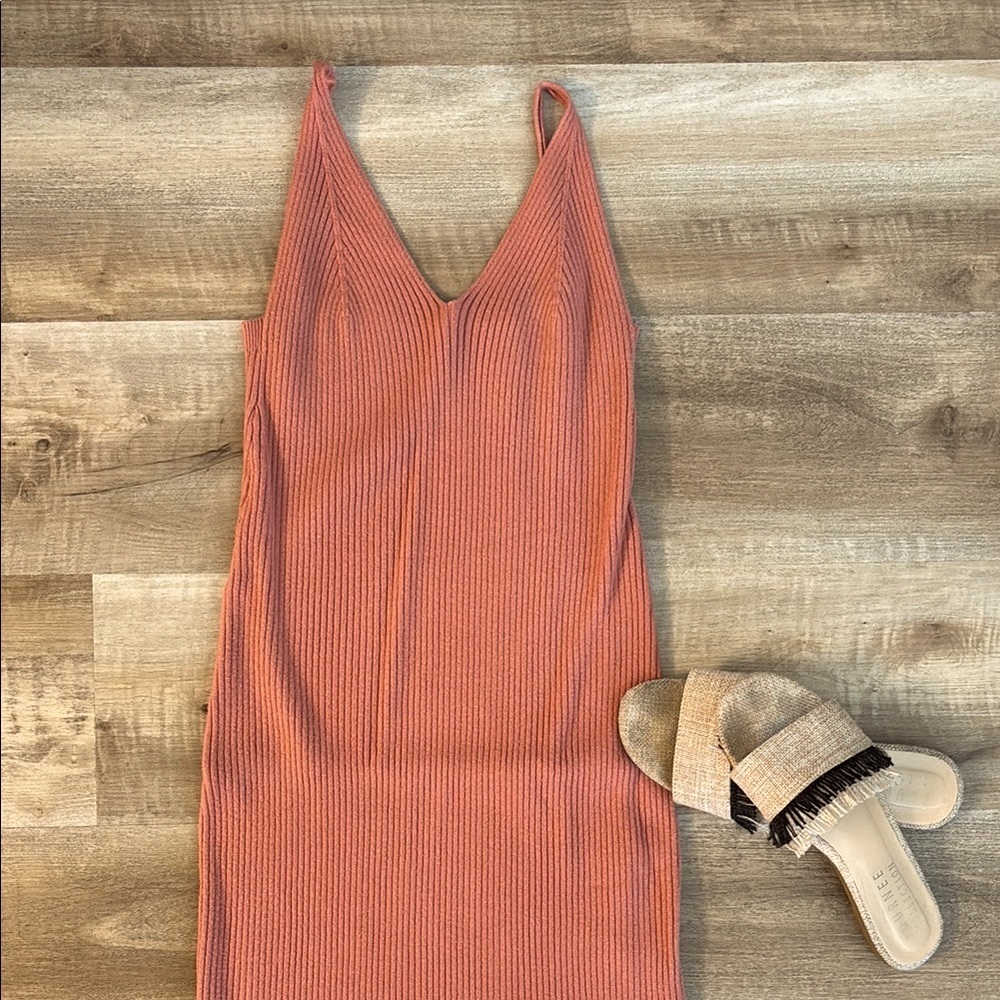 ✨Elegant Pink Ribbed Dress